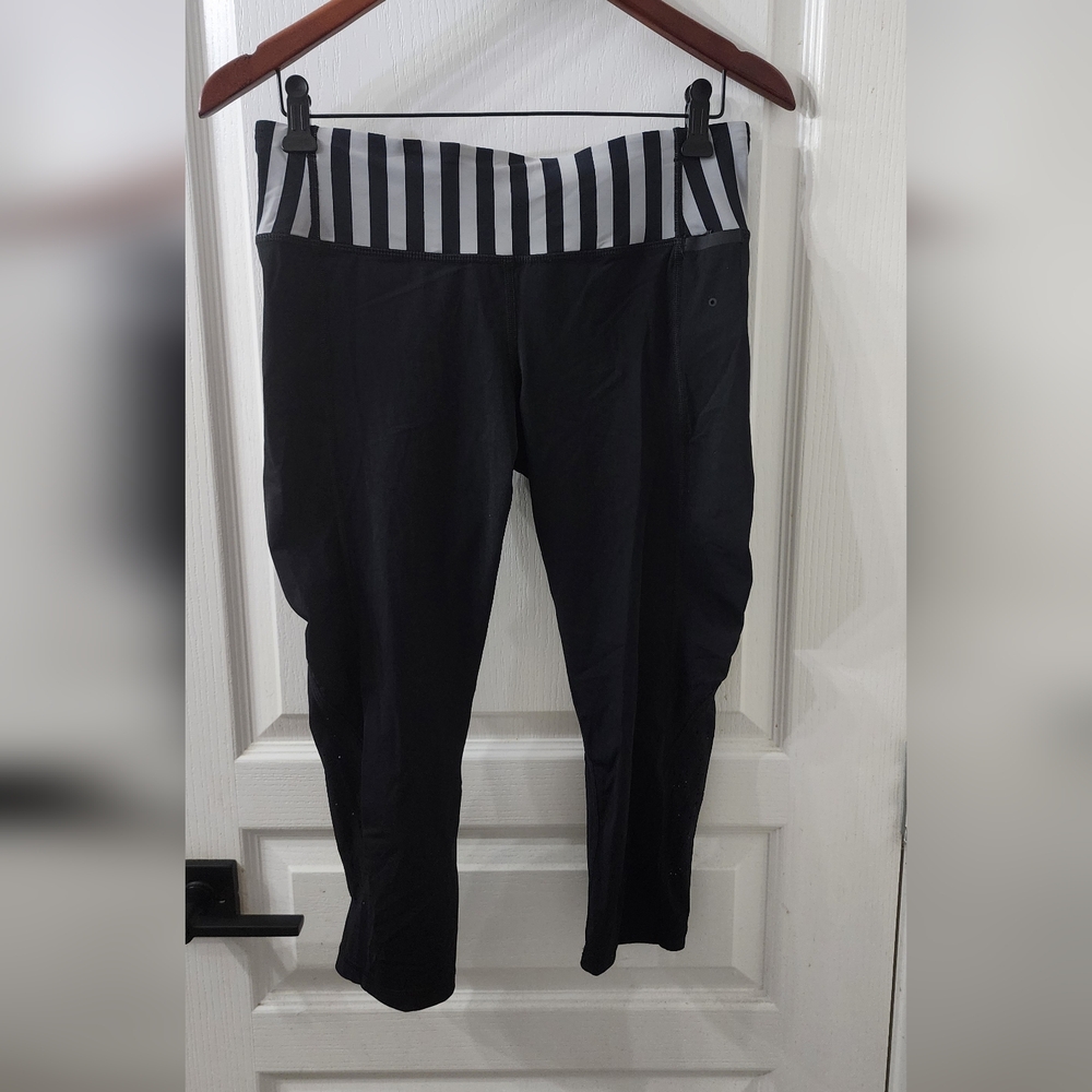 Lululemon Waterbound Crops